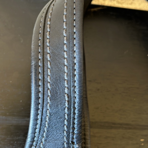 SALE - Classic coach purse-Black- - Picture 7 of 7